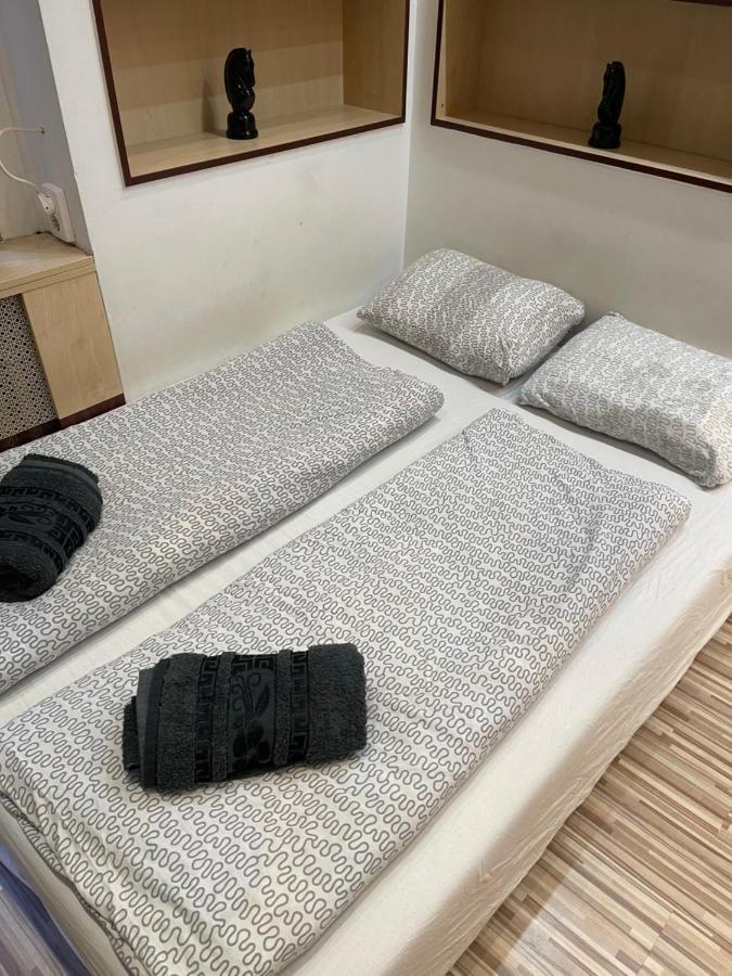 Pera Apartmant Lägenhet Budapest Exteriör bild